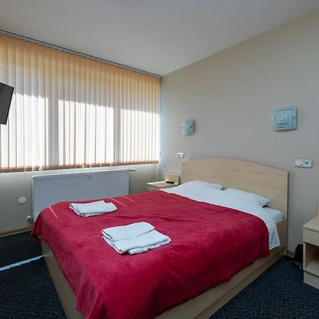 Balvi Hotel Экстерьер фото